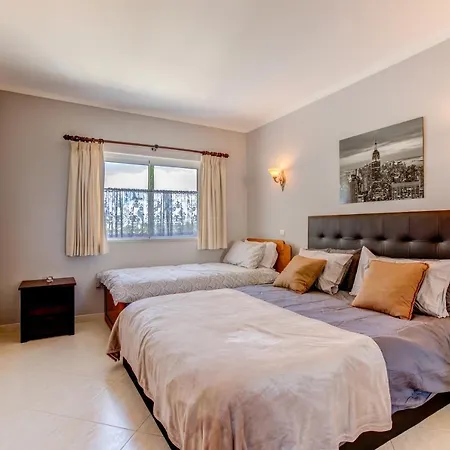 2 Bedroom With Pool In Marachique,